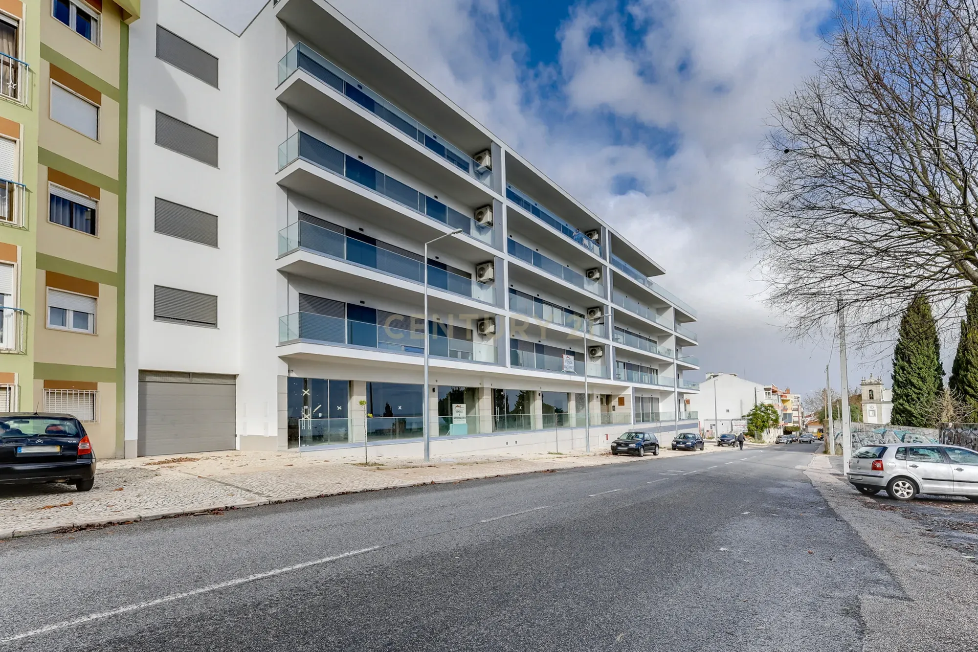 Apartamento T4 à venda em Santa Iria de Azoia, São João da Talha e Bobadela, Loures — foto 2