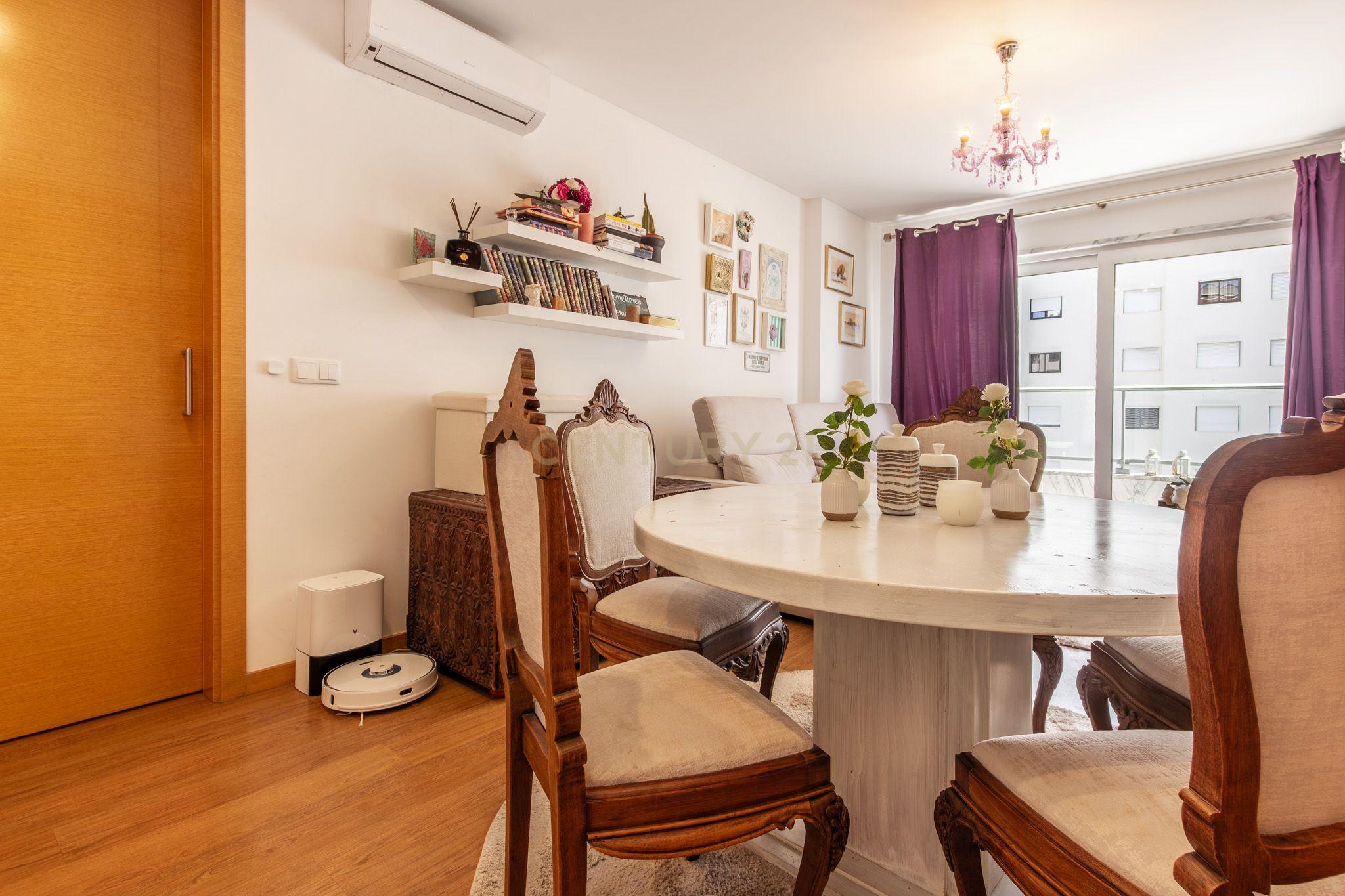 Fotografia 12 de Apartamento T2 moderno com lugar de garagem, Quinta do Património (Sacavém)
