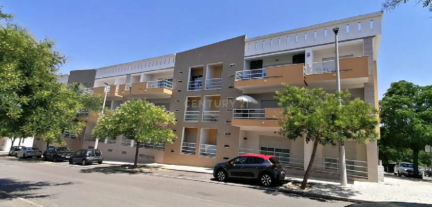 Apartamento T3  em Palhais * IMÓVEL ATUALMENTE ARRENDADO * - Image 6