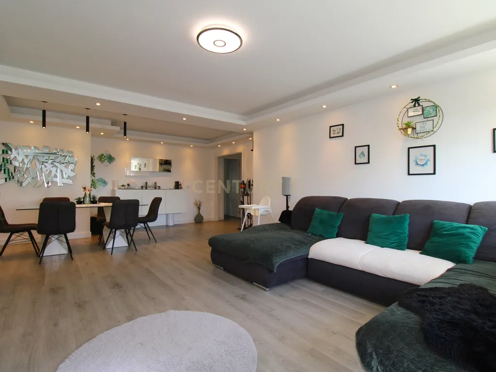 Excelente apartamento T3 com garagem - Afonsoeiro - - Image 2