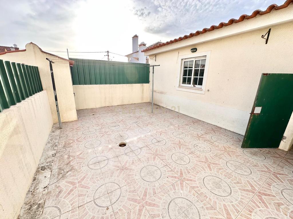  Moradia T3 - Quinta do Conde - Image 4