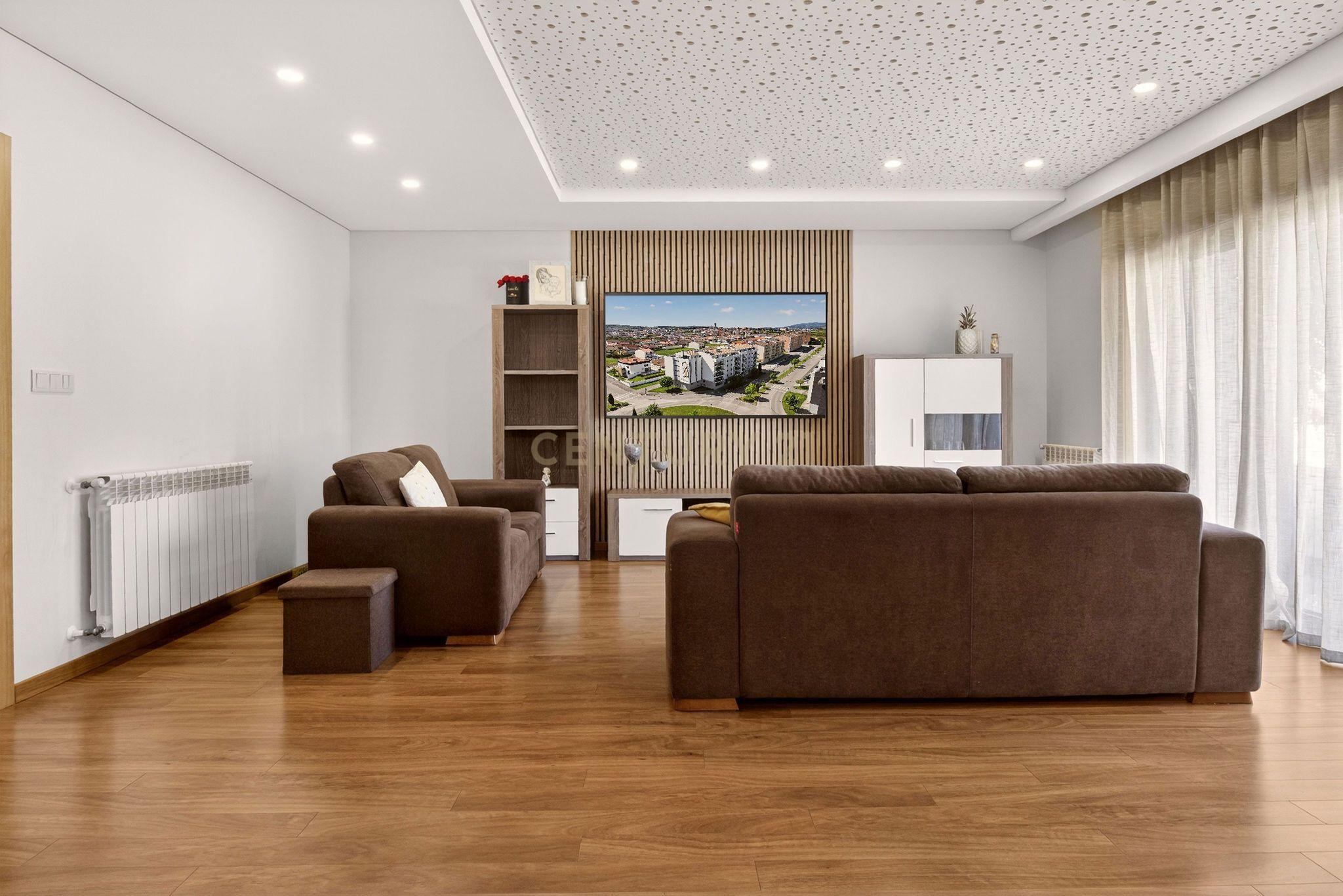 Fotografia 10 de Moderno Apartamento T3 em Bragança - Quase Novo e Espaçoso