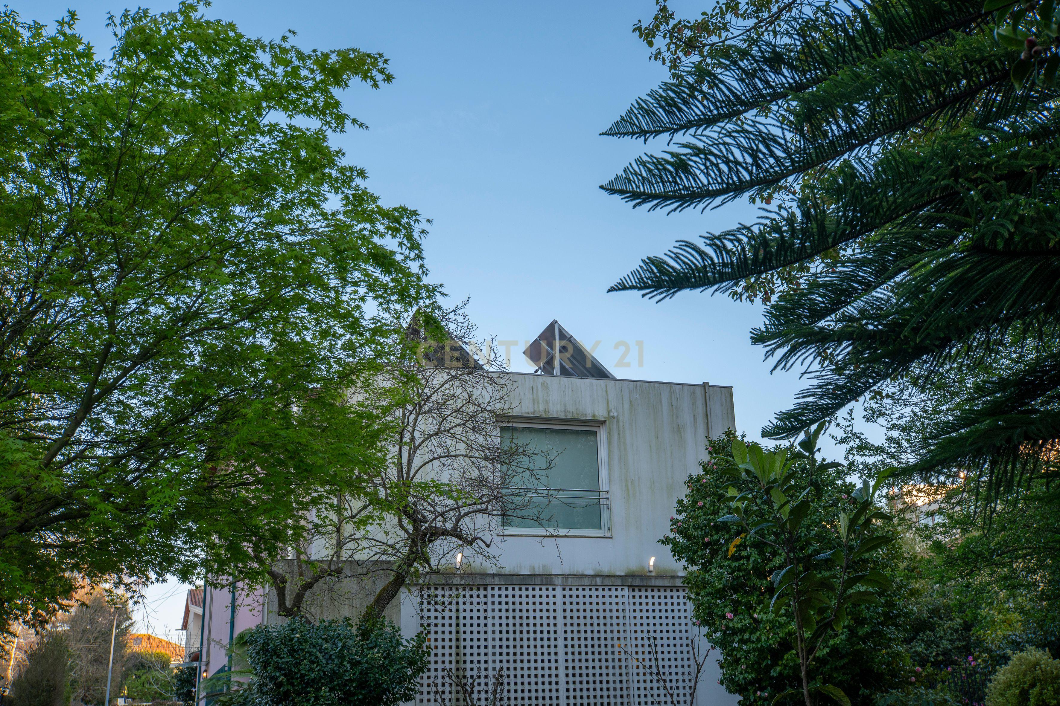 Residência Histórica de Prestígio no Bairro Hollywood — Porto - Image 44