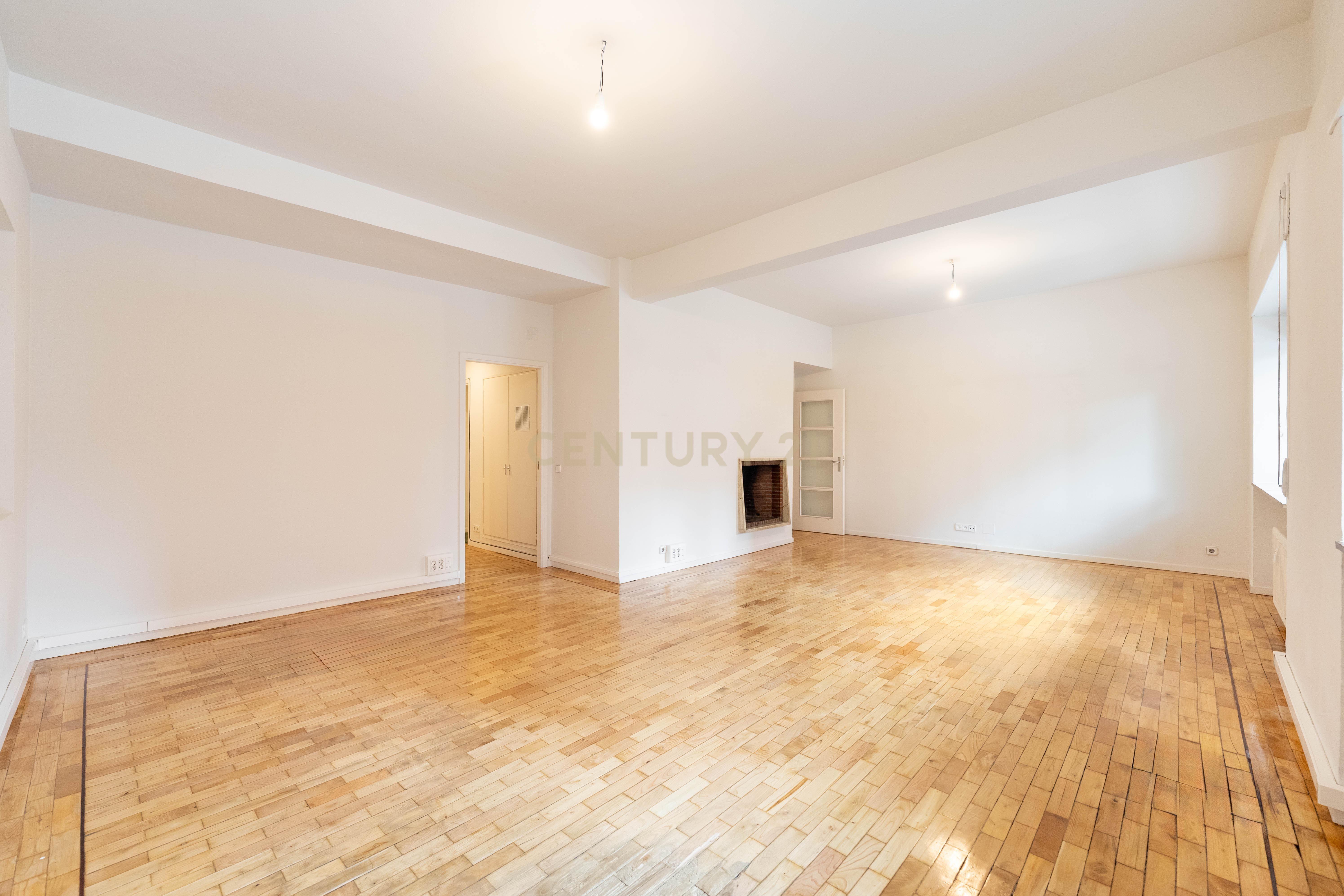 Piso exclusivo na zona residencial de Chamberi - Image 4