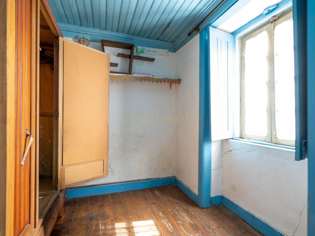 Moradia para reconstrução - Semide - Image 53