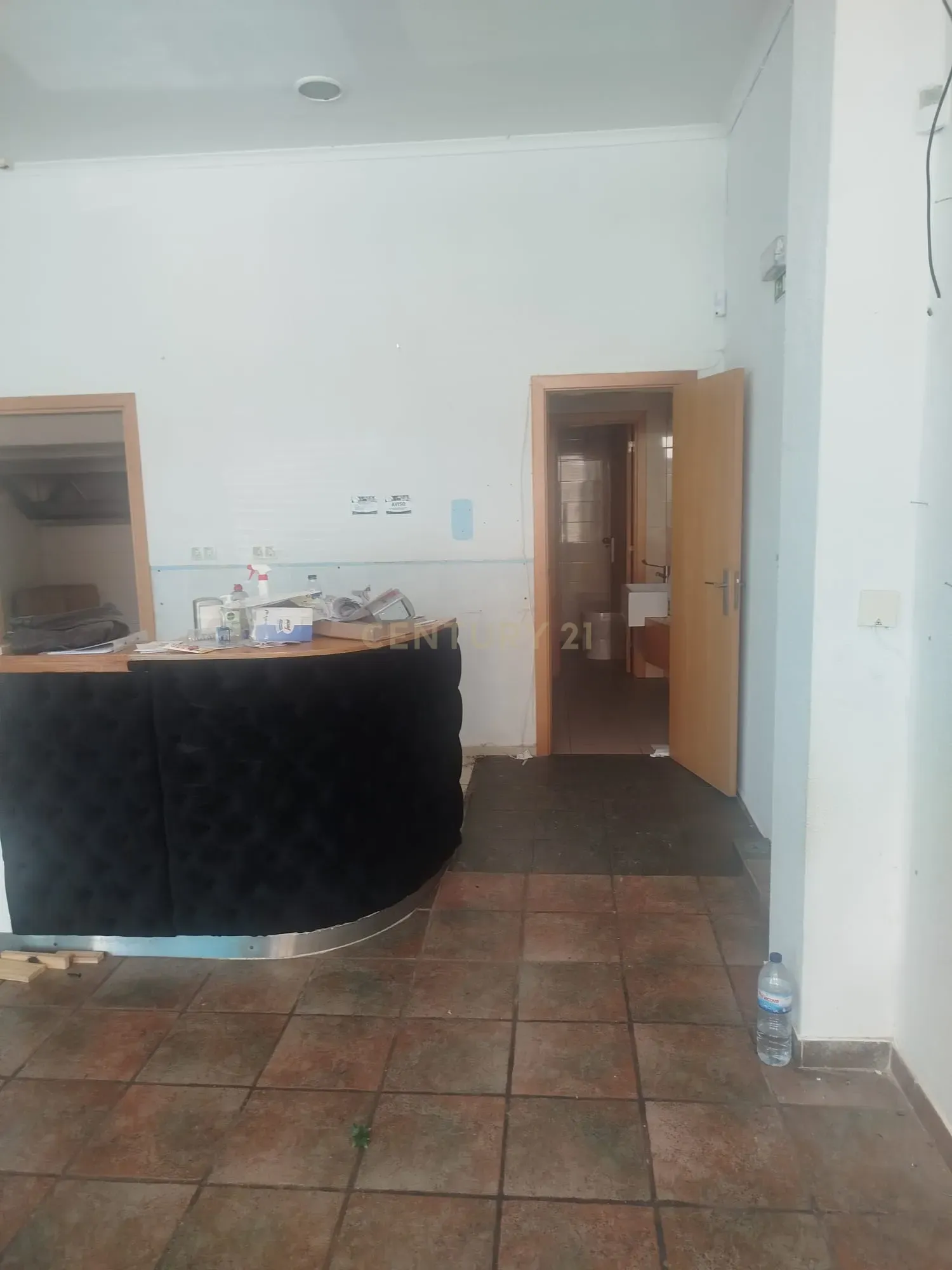 Fotografia 4 de Loja para Arrendamento – Quinta das Amoreiras