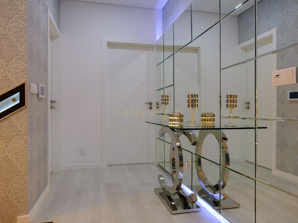 MORADIA T4/T5 DE LUXO EM SOLTROIA - Image 34