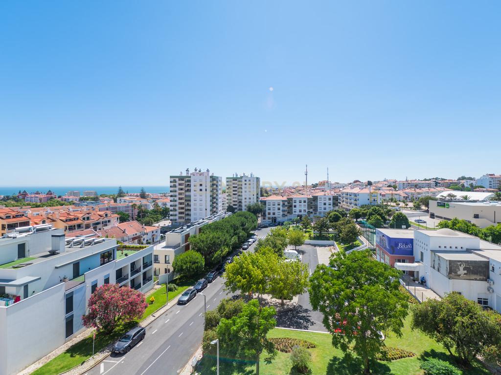 Excelente T4 c/Box | São Domingos de Rana - Image 16