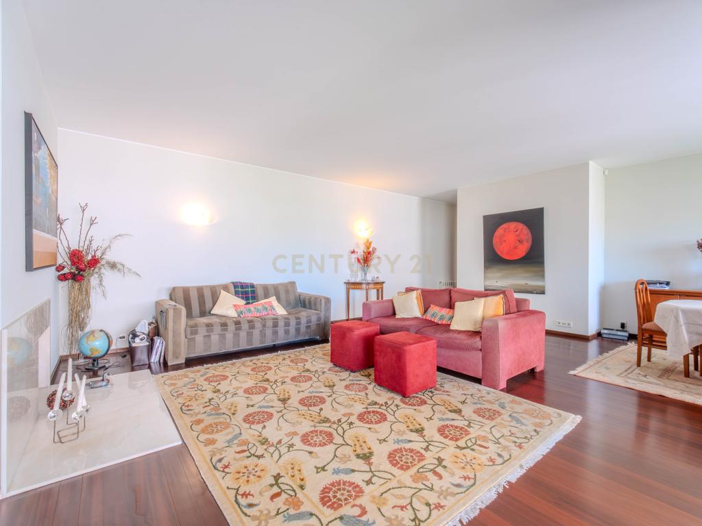 Apartamento T5 na zona do Aviz - Porto - Image 3