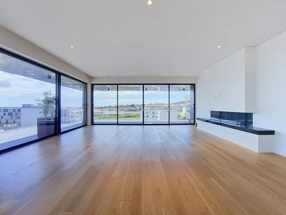 Fotografia 8 de Penthouse de Luxo com Piscina Privativa e Vista Mar | Ponta Delgada, São Miguel, Açores