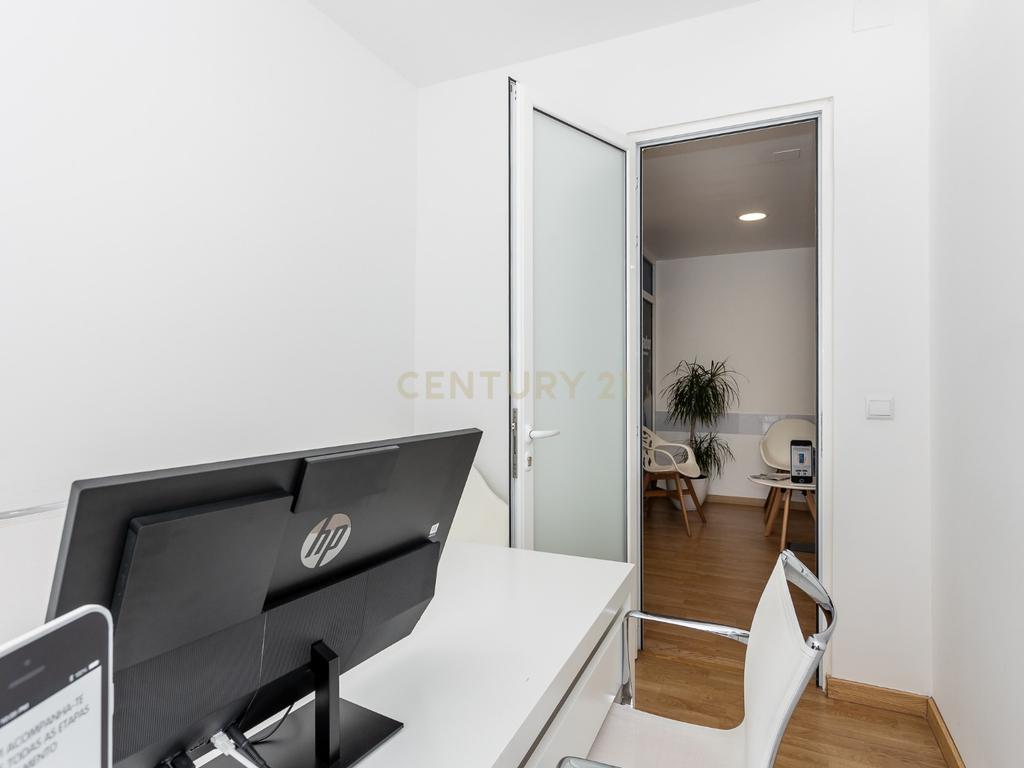 Escritório para Venda | 122 m² | 3 Estacionamentos | Lisboa - Image 13