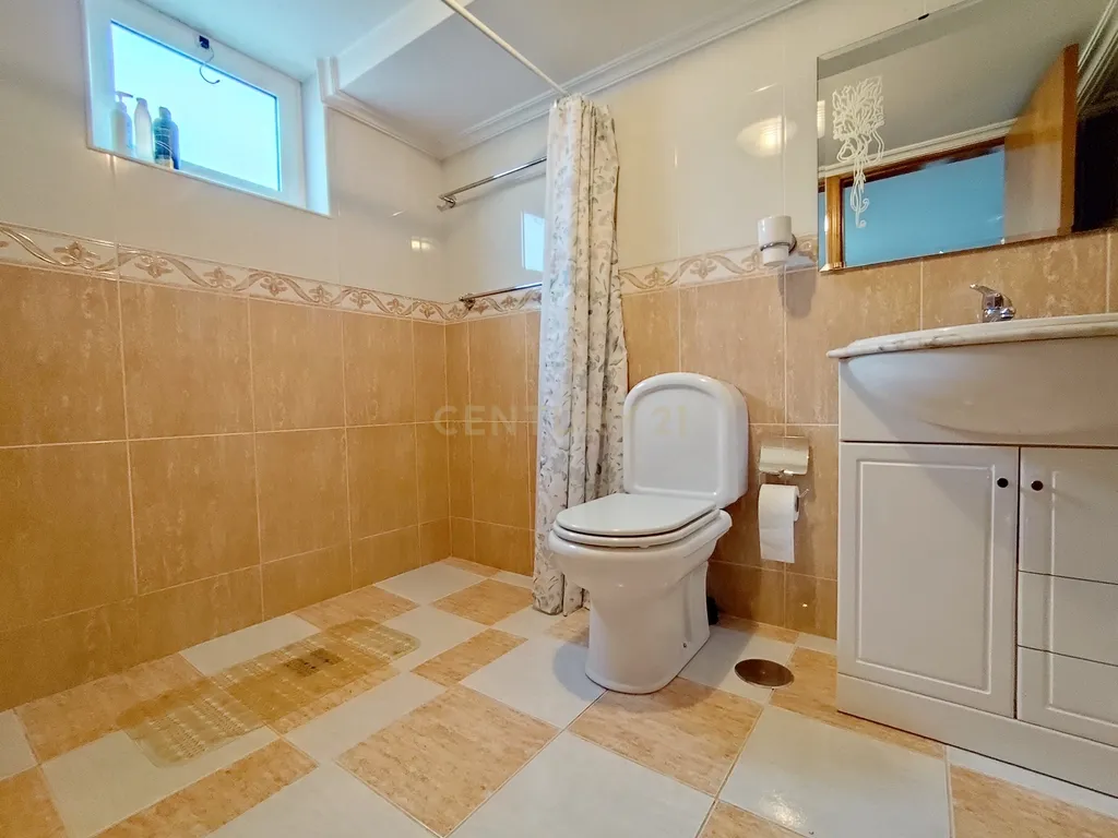 Luxuosa Moradia em Vale de Anta, Chaves - 4 Quartos e Piscina - Image 26
