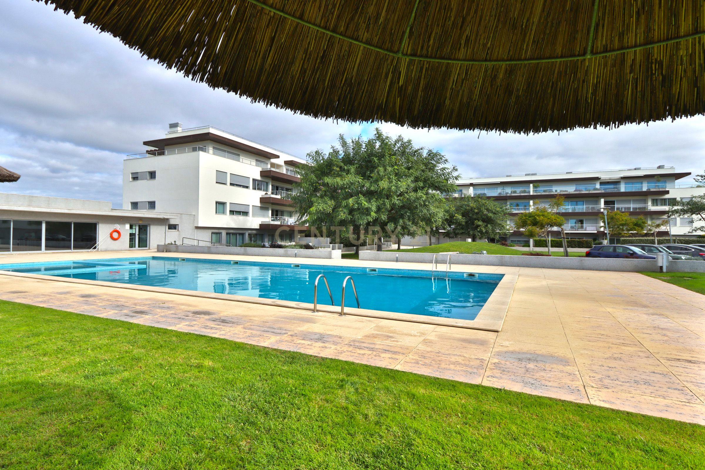 Fabuloso T4 em Condomínio Privado com Piscina em Oeiras, vista de mar. - Image 37