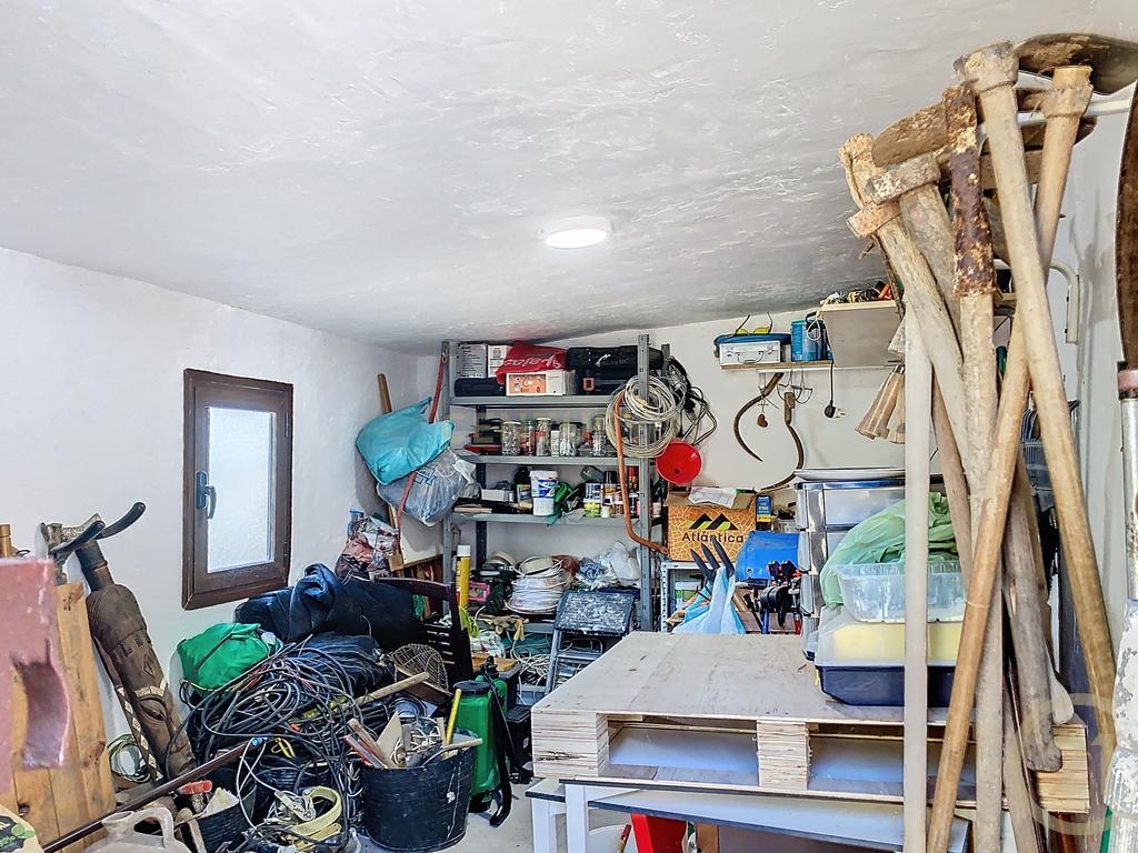 undefined - Image 40