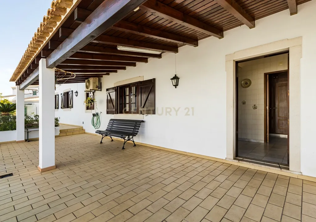 Moradia T4 com vista Mar e Cidade - Viva o Sonho de uma Vida na Quinta da Barra em Tavira - Image 39