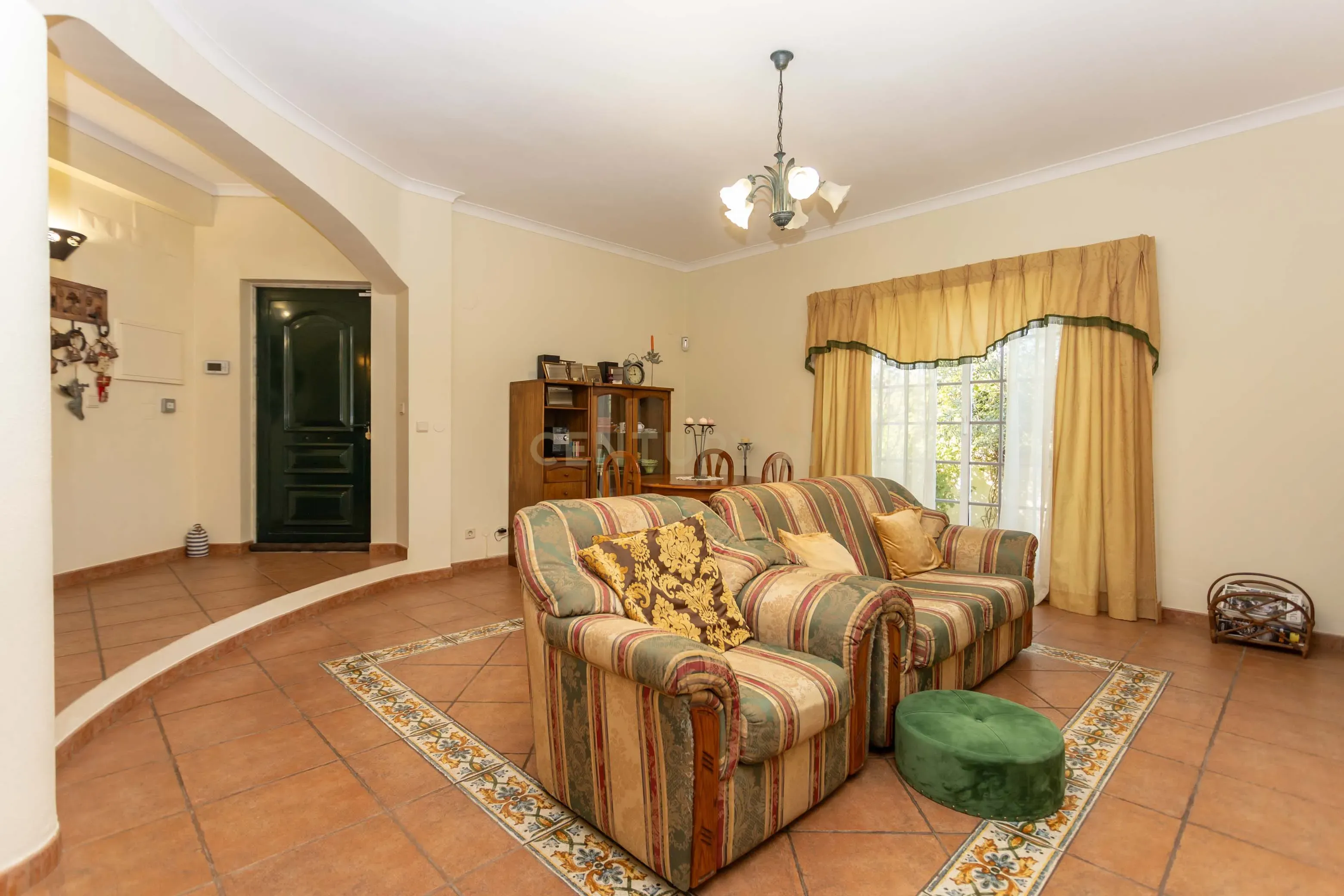 Moradia T4 Isolada em Fernão Ferro (Redondos). - Image 30