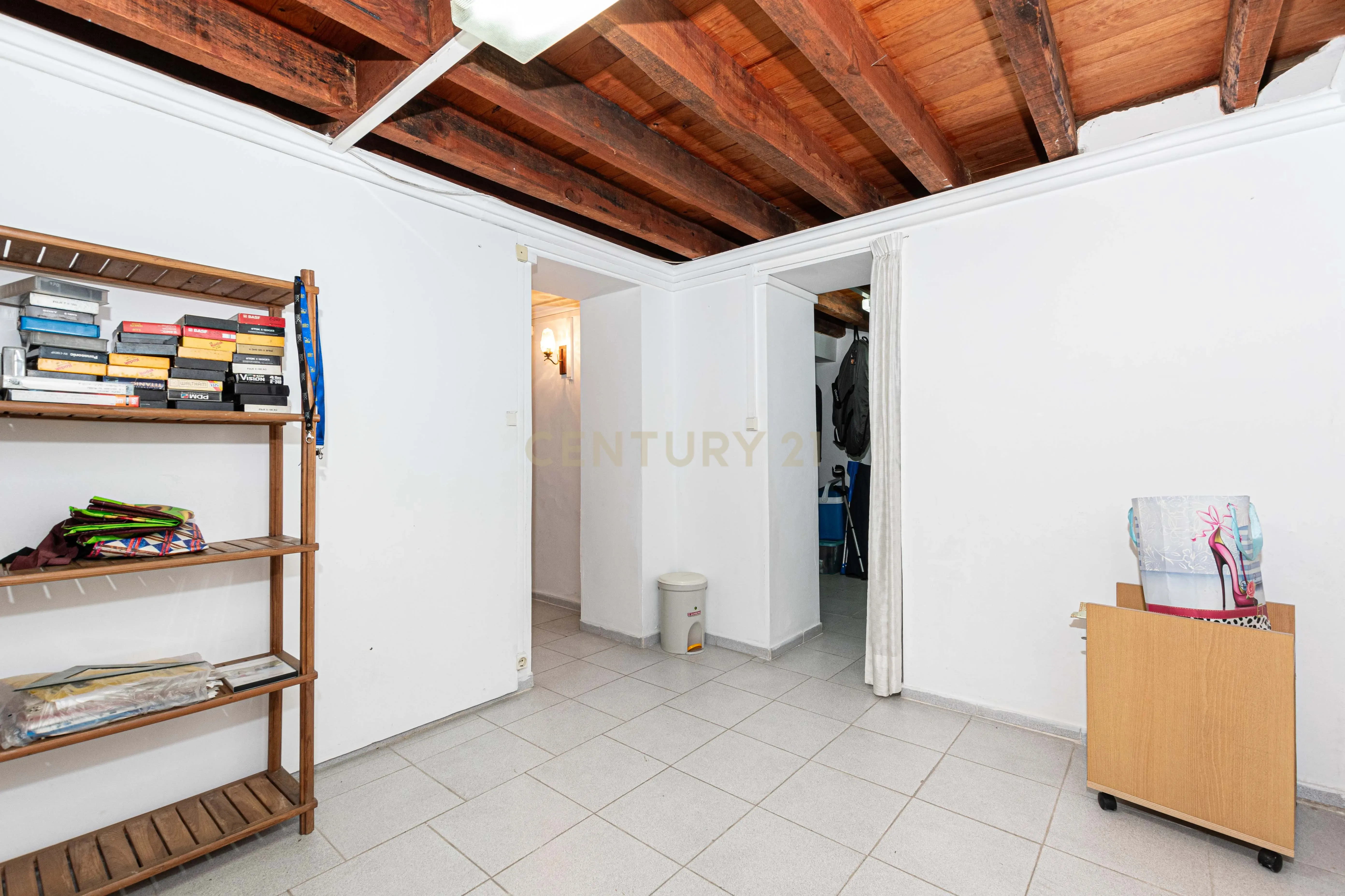 Moradia T4 no Bairro Madre de Deus - Image 47