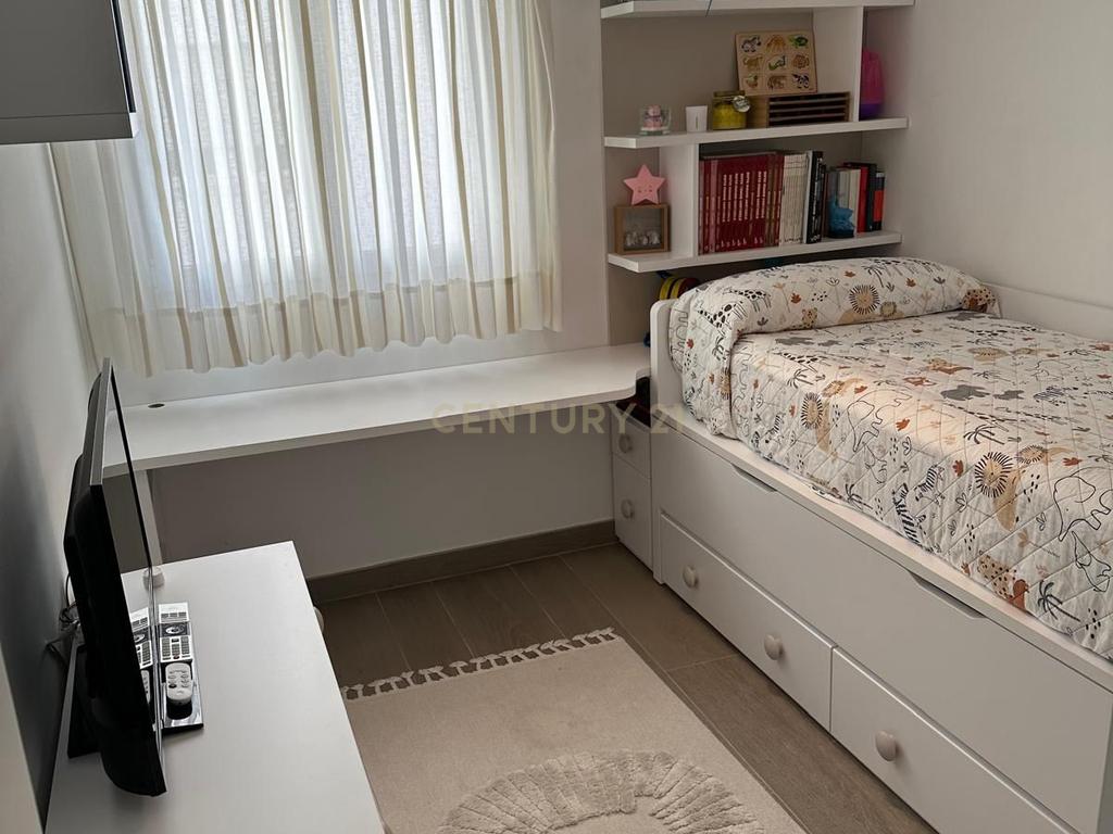  - Image 8