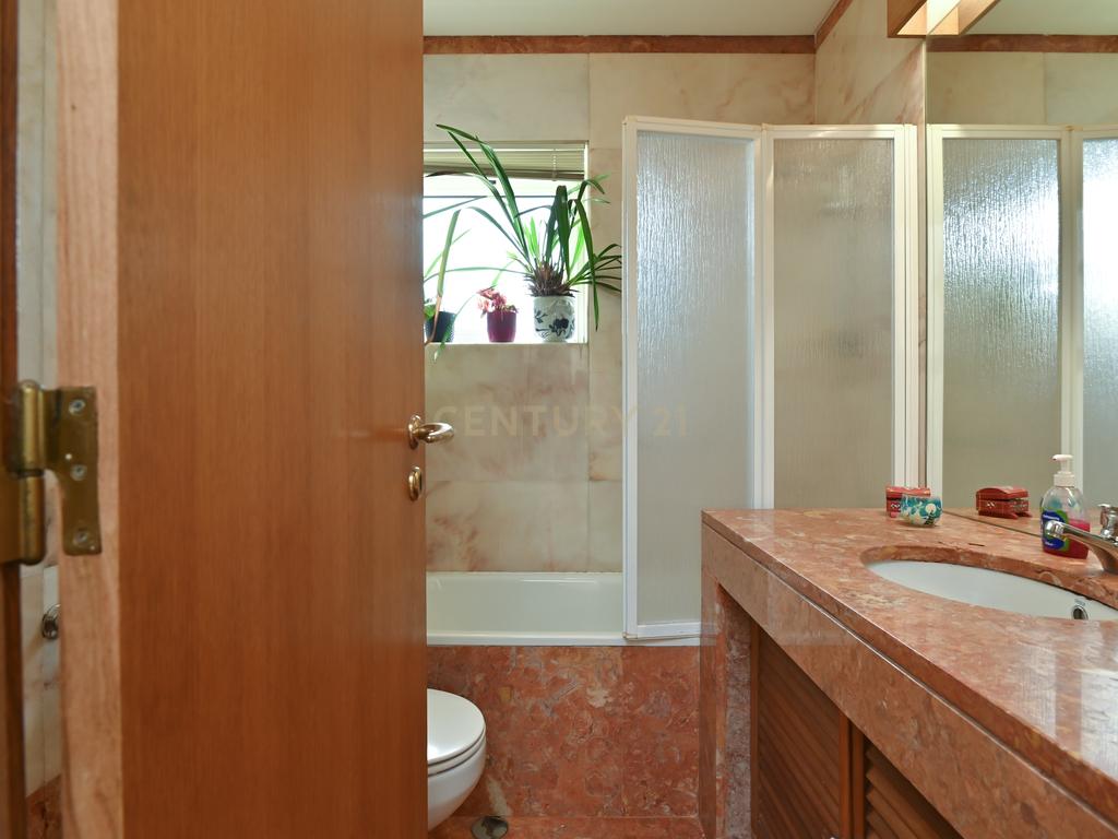 Luxuosa Moradia Isolada na Serra de Carnaxide com Piscina  - Image 40