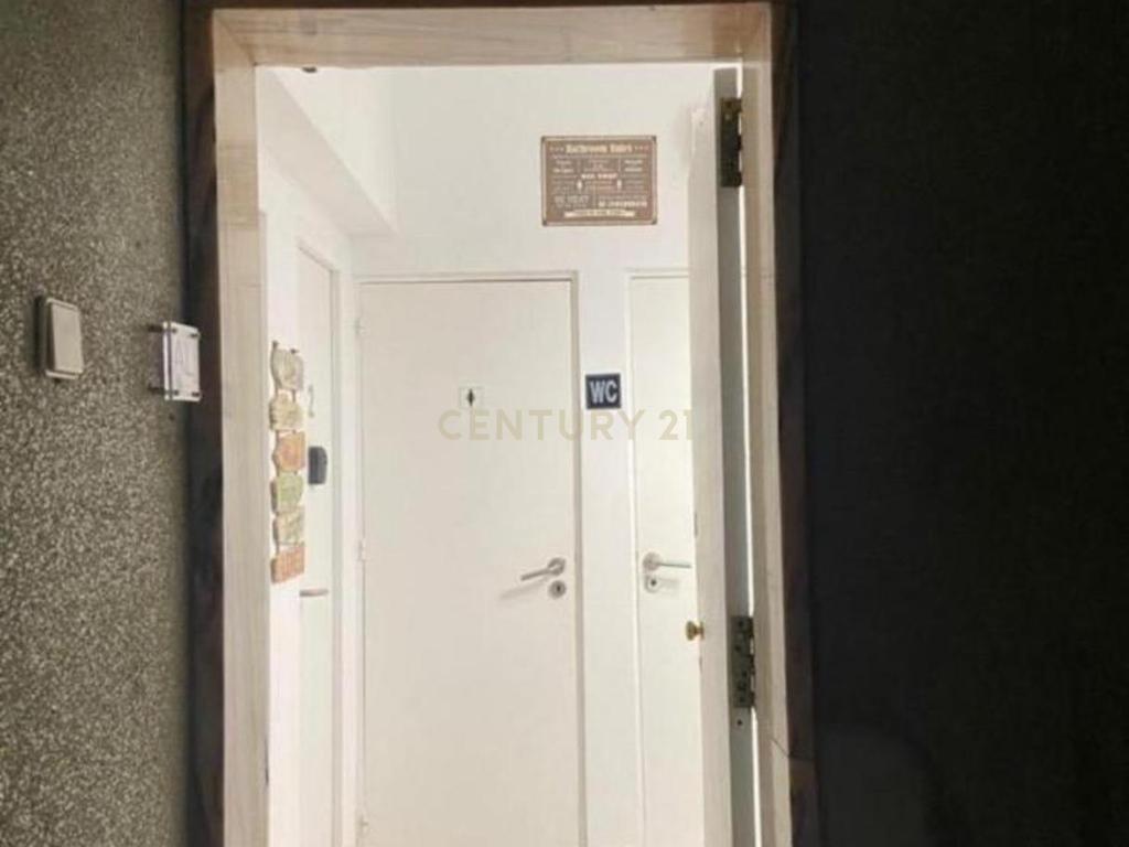 Apartamento T3 + 1 com Licença de Alojamento Local – Estrela / Campo de Ourique, Lisboa - Image 22