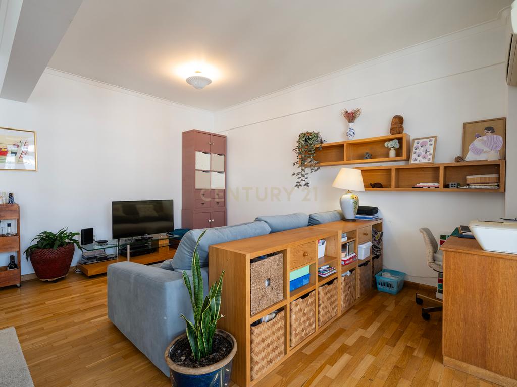 Excelente apartamento T3 em Carnaxide - Image 8
