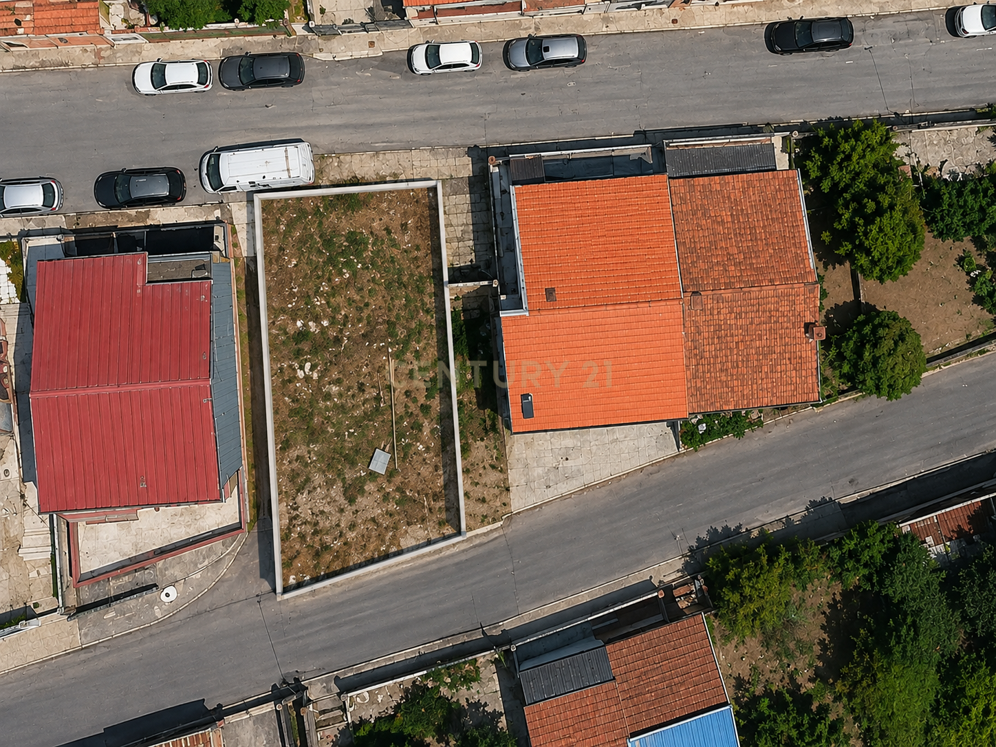 Fotografia 5 de Terreno Urbano com 225 m² | Viabilidade para Moradia de 192 m² de Construção