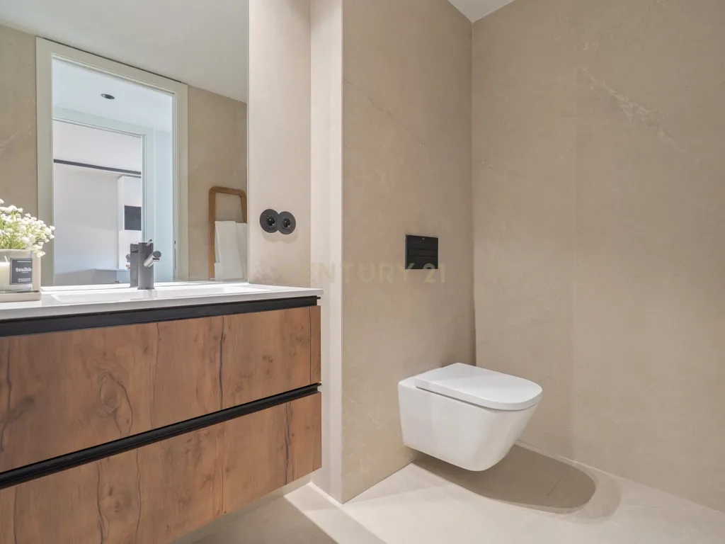 Apartamentos de Prestígio no Centro de Albufeira no Único Condomínio Novo com Vista Mar a Poucos Passos da Praia - Image 18