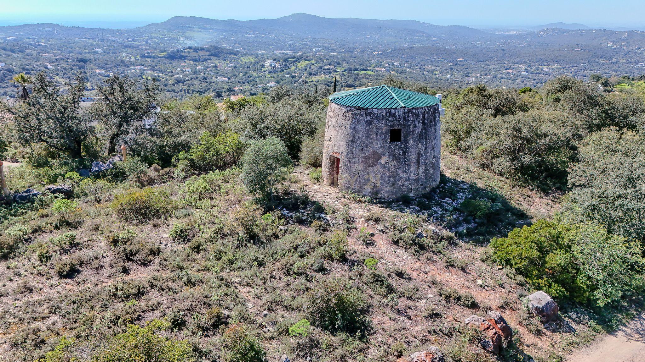 Fotografia 5 de Terrenos urbano com vista mar e projeto de construção localizado em Gorjões, Santa Bárbara de Nexe