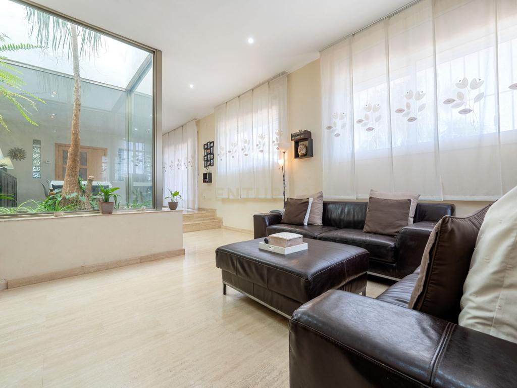 Moradia com apartamento anexo e piscina em “Els Pallaresos” - Image 12