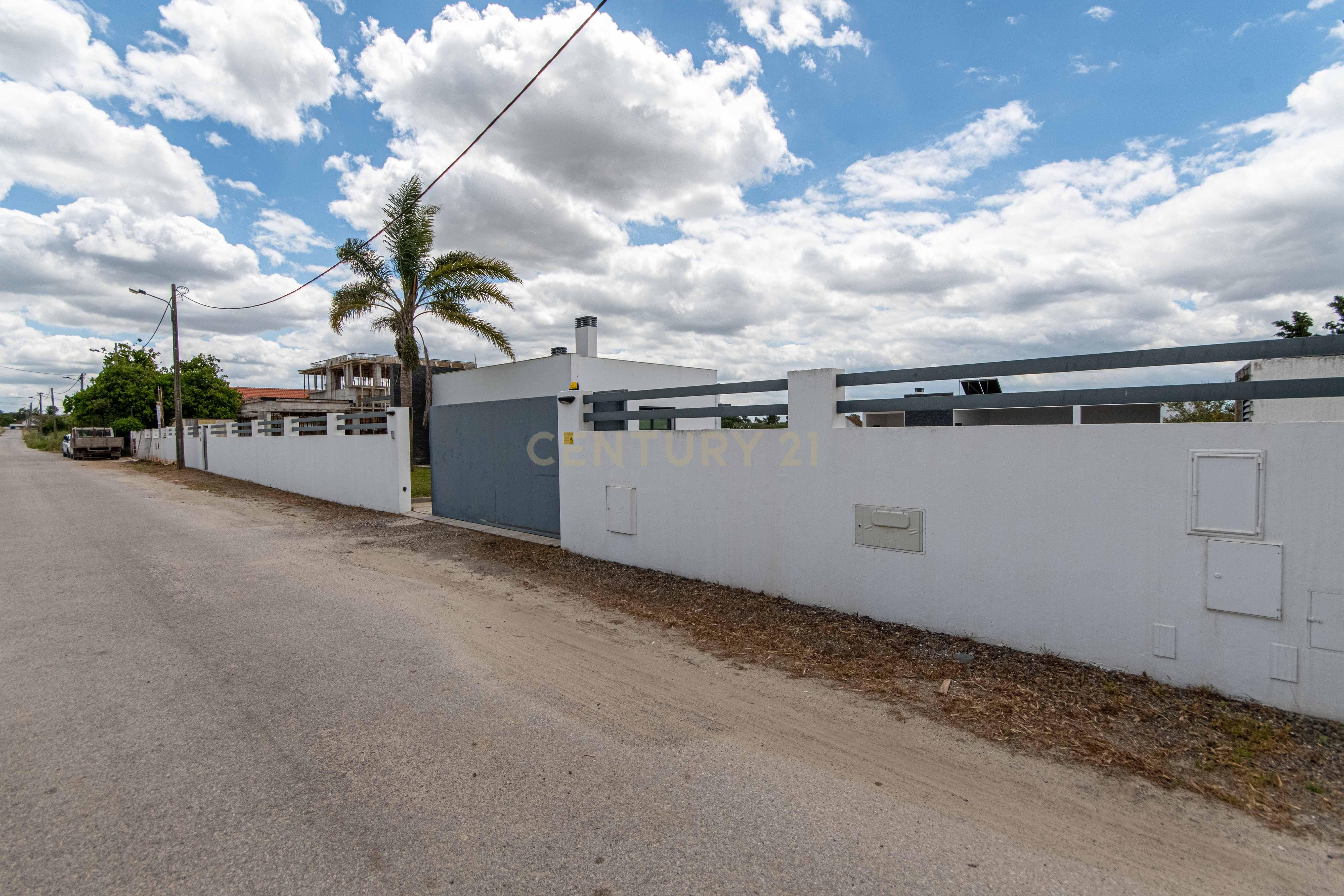 Moradia Térrea T4 no Montijo — Isolada, Moderna e com Piscina - Image 33