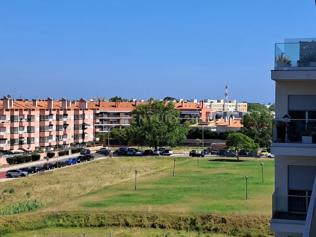 Luxuoso Apartamento T2 em Carcavelos Cascais - Image 28