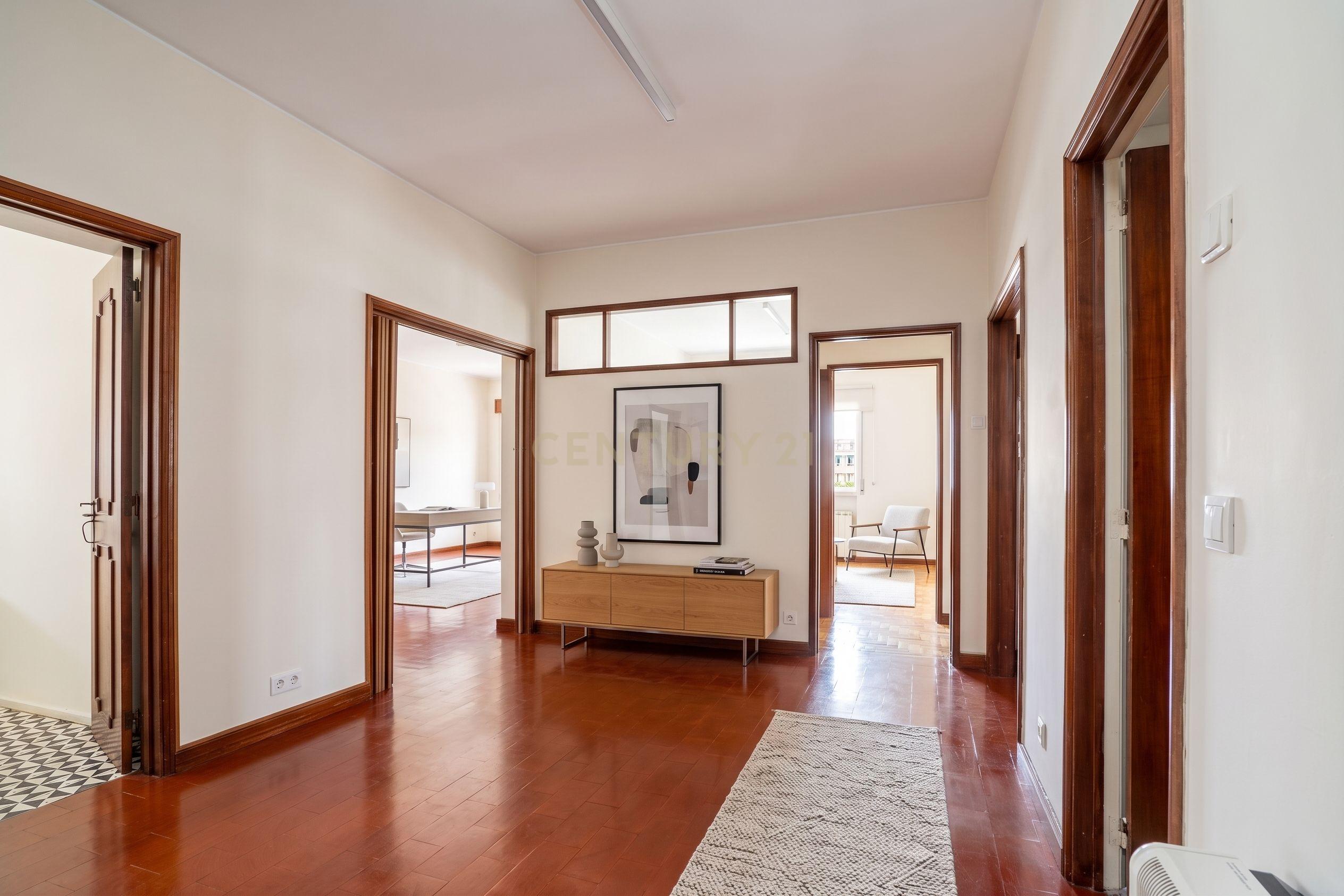 Fotografia 9 de Apartamento T4 na Av. João XXI – Braga