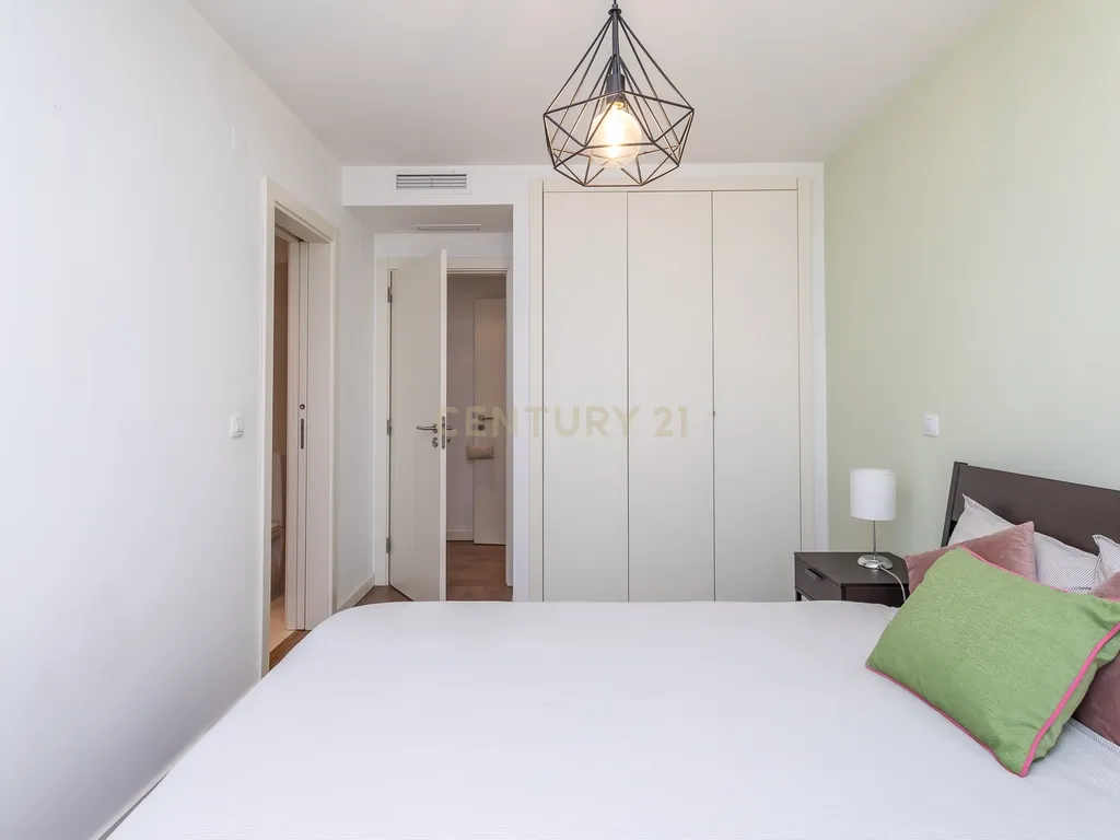 DUPLEX T4 +1 | TERRAÇOS D’AMORA - SEIXAL - Image 32
