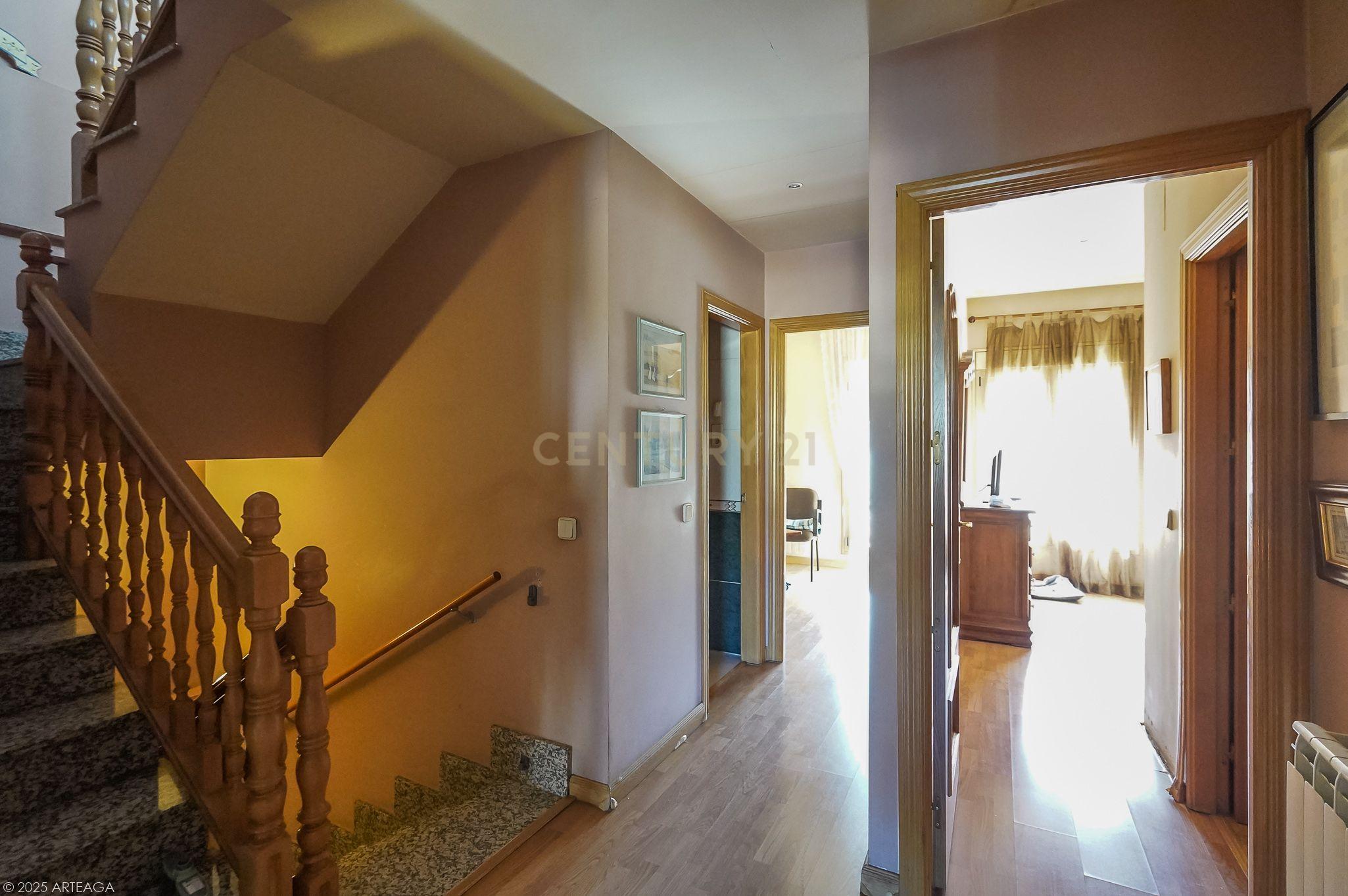 undefined - Image 34