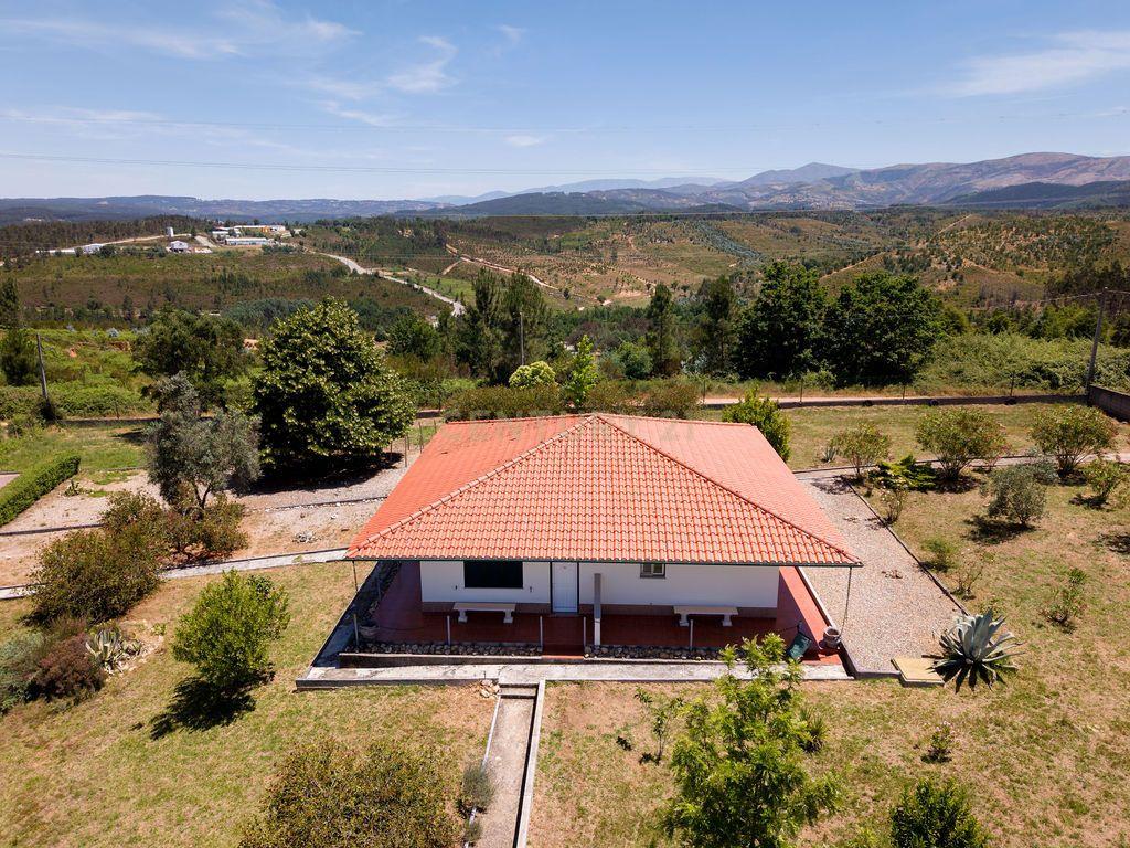 Fotografia 10 de Herdade com piscina e 4 unidades independentes | Côja, Arganil
