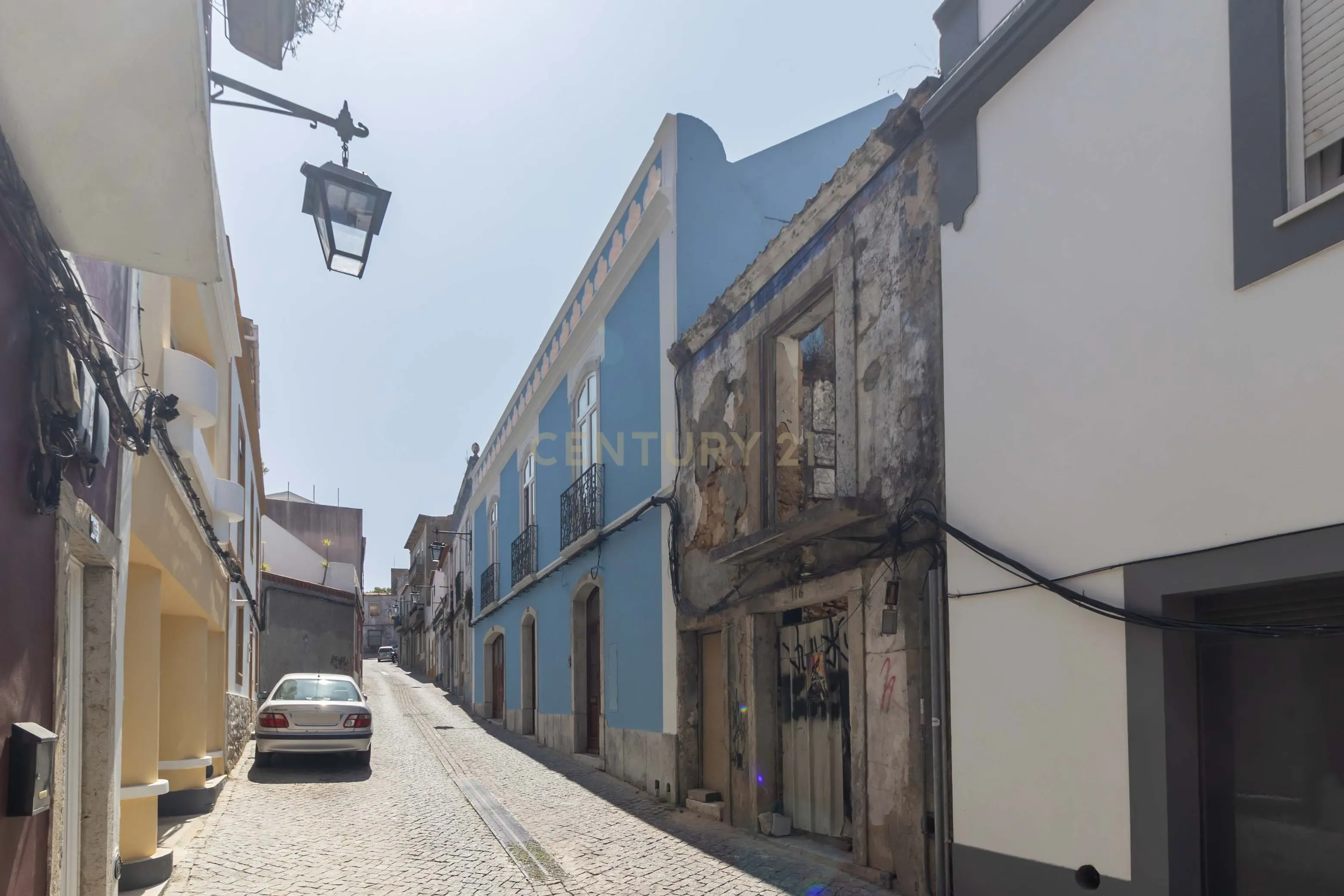 No centro de Palmela, uma casa com historia! - Image 2