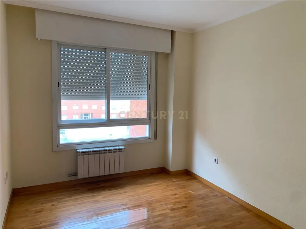 Apartamento T4 c/suite e estacionamento Alhos Vedros - Image 10