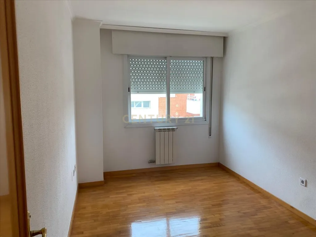 Apartamento T4 c/suite e estacionamento Alhos Vedros - Image 17