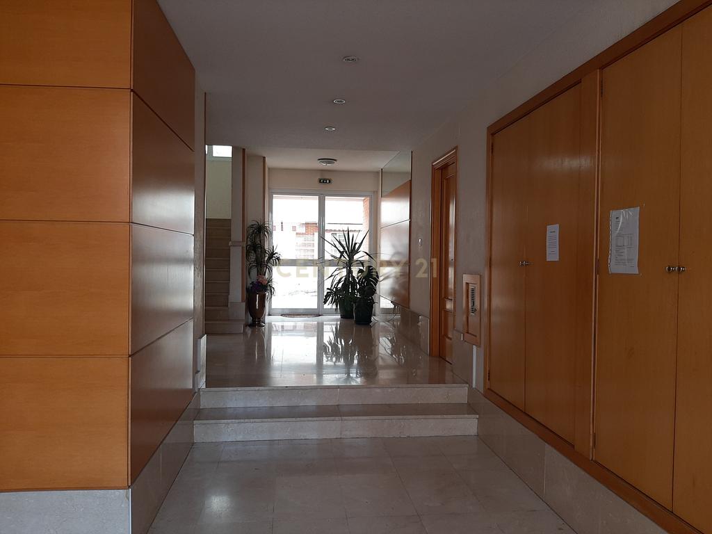 Apartamento T3c/suite em Alhos Vedros - Image 1