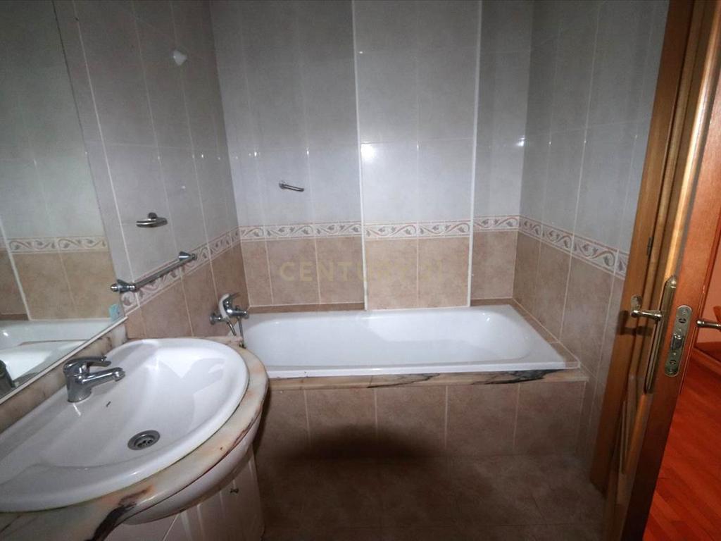 Apartamento T3c/suite em Alhos Vedros - Image 14