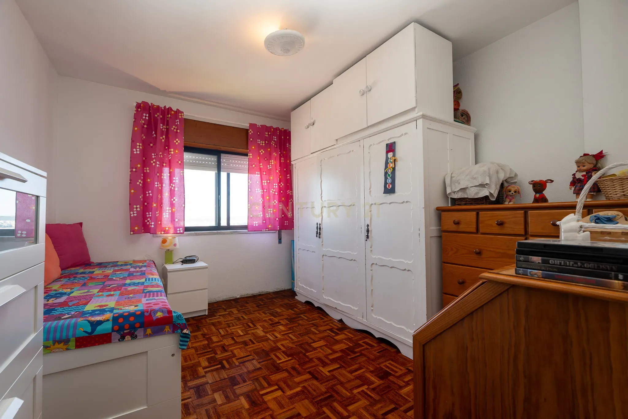**Fantástico apartamento T4 com arrecadação*** - Image 19