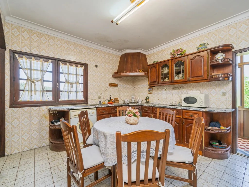 Descubra Esta Moradia T3 em Penafiel com Cave, Jardim e Acessos Excelentes - Image 24