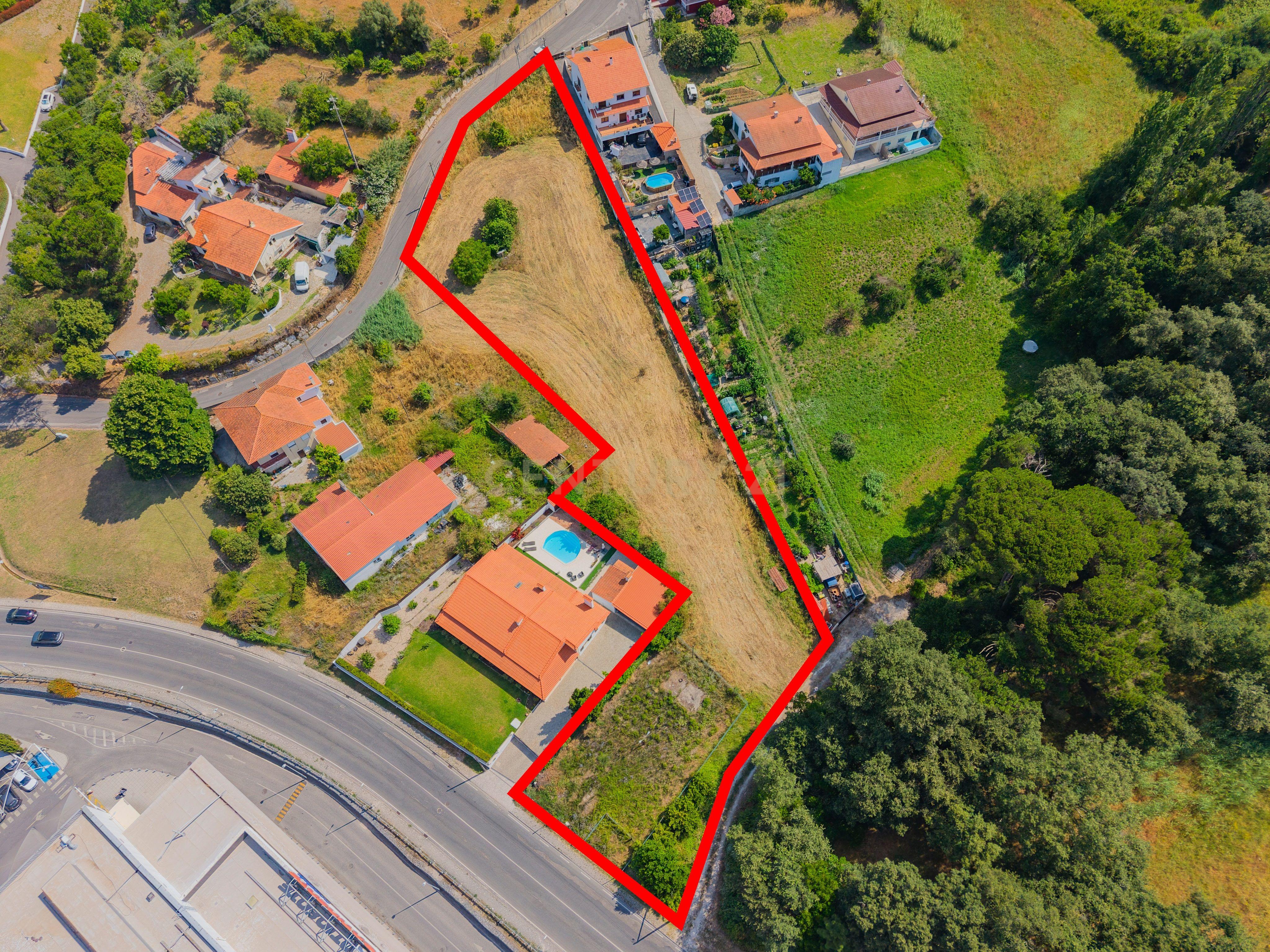 Fotografia 3 de Terreno Premium para Investimento Imobiliário em Alcobaça