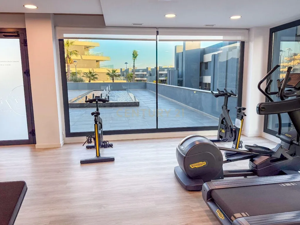 Luxuoso Apartamento com Vista Mar em Estepona, Málaga - Image 21