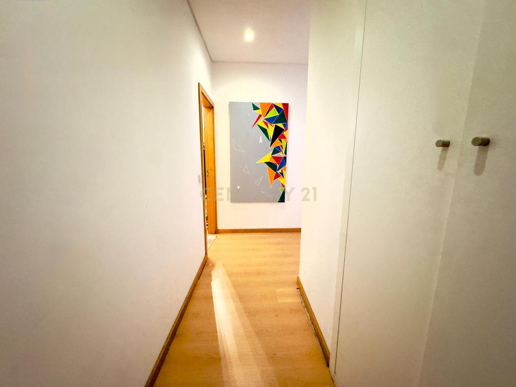 T2+1 à Casa de Saúde da Boavista  - Image 5