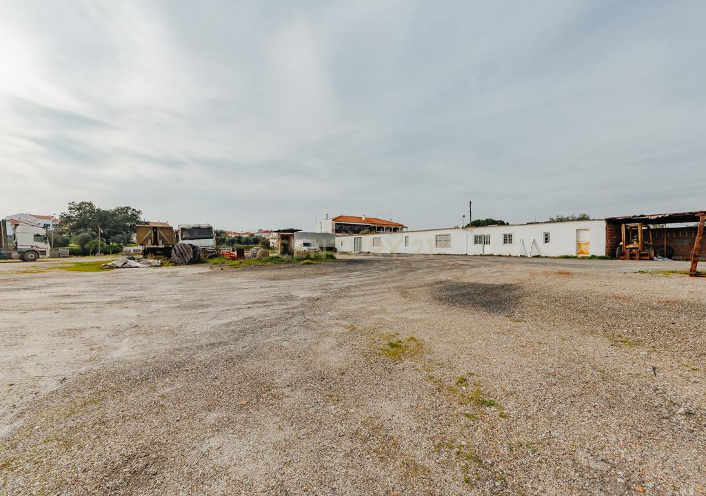 Terreno Urbano com 8 600 m2 para construção, Alcácer do Sal - Image 7