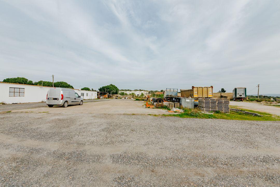 Terreno Urbano com 8 600 m2 para construção, Alcácer do Sal - Image 4