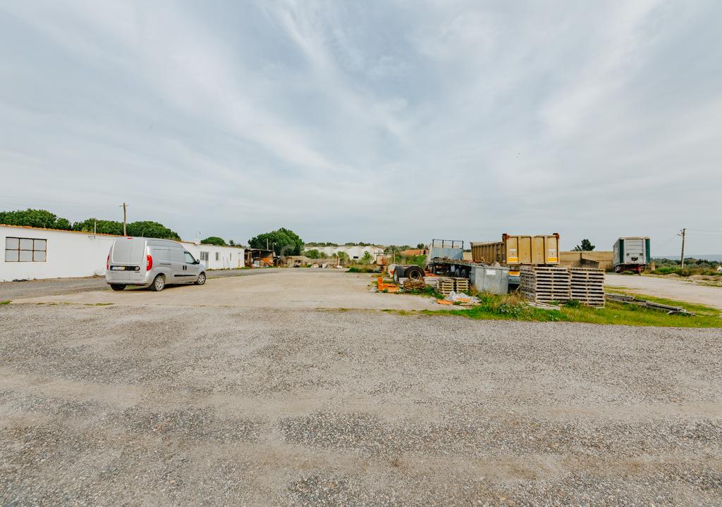 Terreno Urbano com 8 600 m2 para construção, Alcácer do Sal - Image 4