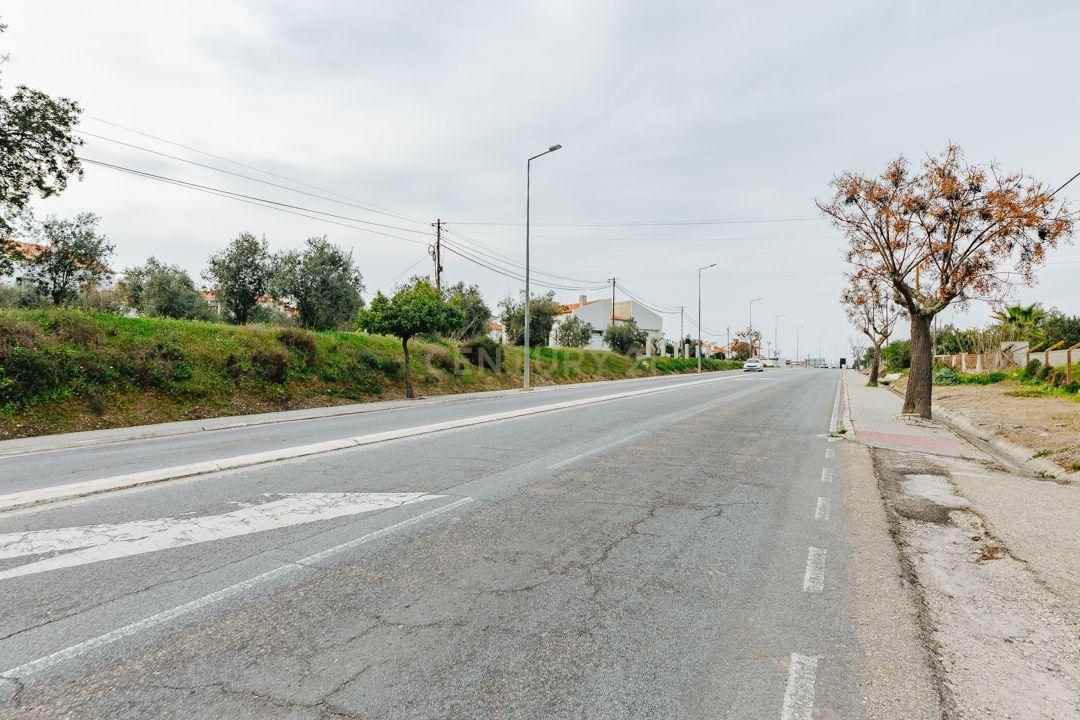 Terreno Urbano com 8 600 m2 para construção, Alcácer do Sal - Image 12