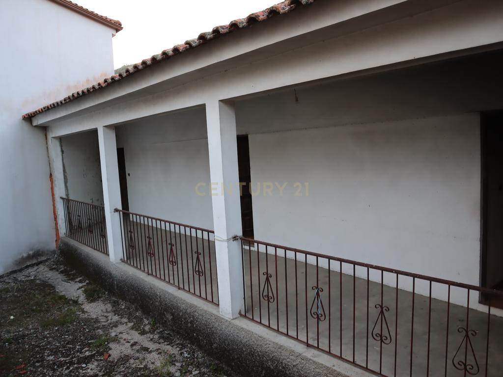 Casa T2 em Boticas com Jardim e Vista para a Montanha - Image 12